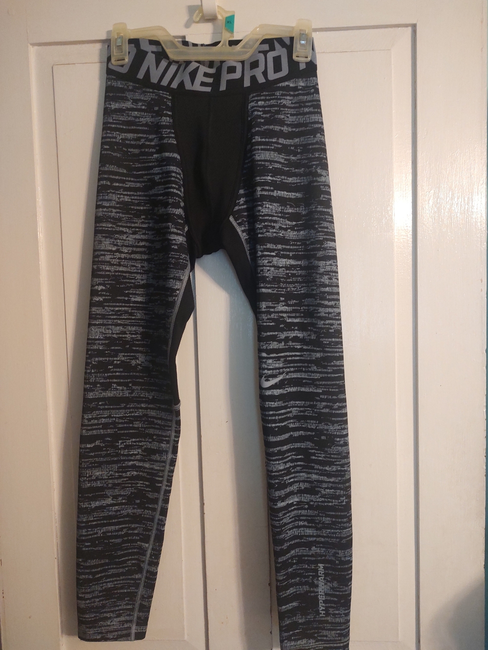 Nike Pro HyperWarm Men’s Compression Leggings L Black/Gray Abstract Print